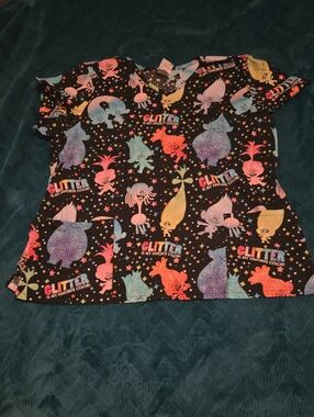 Trolls Black Graphic Glitter Character Scrub Top